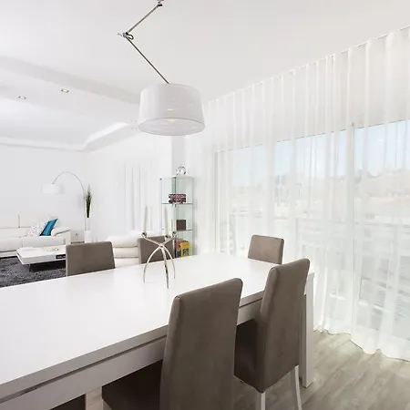 D_loft Downtown Apartment